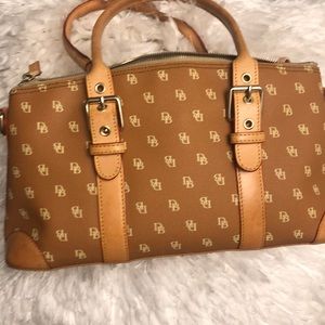 Dooney & Bourke